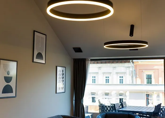 Appartement Exclusive 2-bedroom Penthouse With Jacuzzi