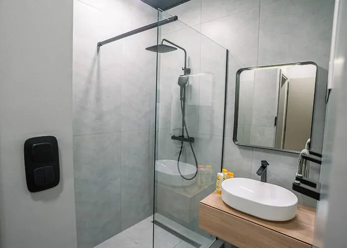 Exclusive 2-bedroom Penthouse With Jacuzzi Appartement Budapest