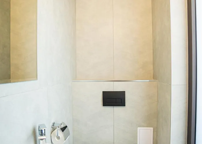 Exclusive 2-bedroom Penthouse With Jacuzzi Appartement *